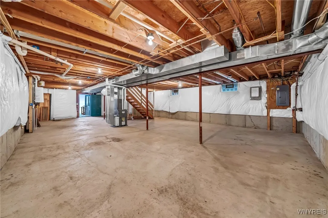 2330 Beachwood Drive, Hamburg, New York 14085, Hamburg, New York 14085, 3 Bedrooms Bedrooms, 7 Rooms Rooms,2 BathroomsBathrooms,Residential,Closed,2330 Beachwood Drive, Hamburg, New York 14085,0,B1557983