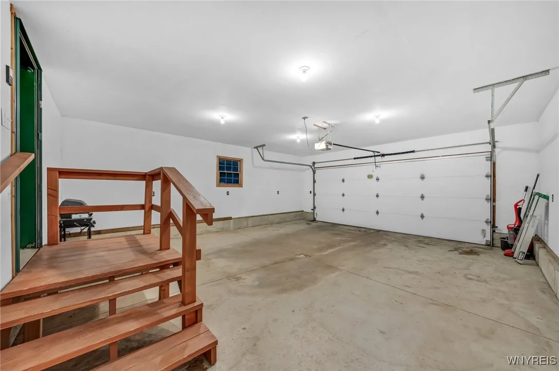2330 Beachwood Drive, Hamburg, New York 14085, Hamburg, New York 14085, 3 Bedrooms Bedrooms, 7 Rooms Rooms,2 BathroomsBathrooms,Residential,Closed,2330 Beachwood Drive, Hamburg, New York 14085,0,B1557983