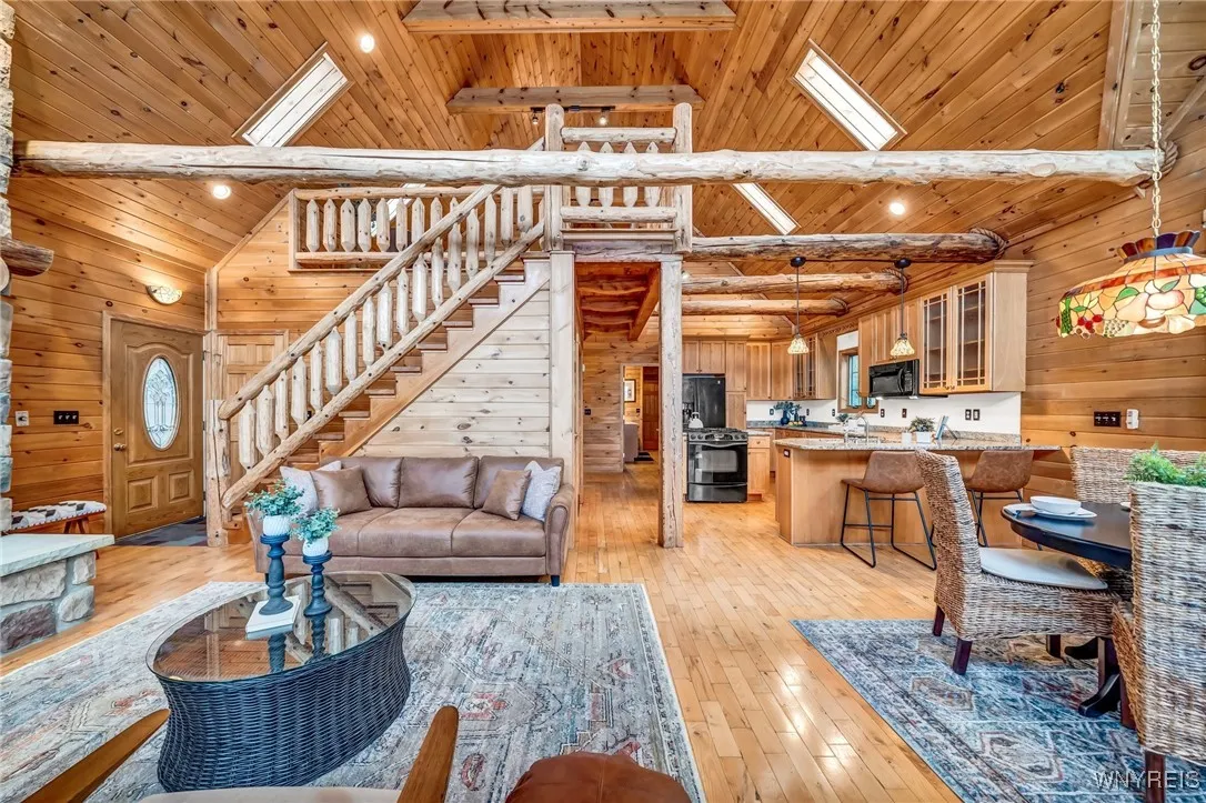 2330 Beachwood Drive, Hamburg, New York 14085, Hamburg, New York 14085, 3 Bedrooms Bedrooms, 7 Rooms Rooms,2 BathroomsBathrooms,Residential,Closed,2330 Beachwood Drive, Hamburg, New York 14085,0,B1557983