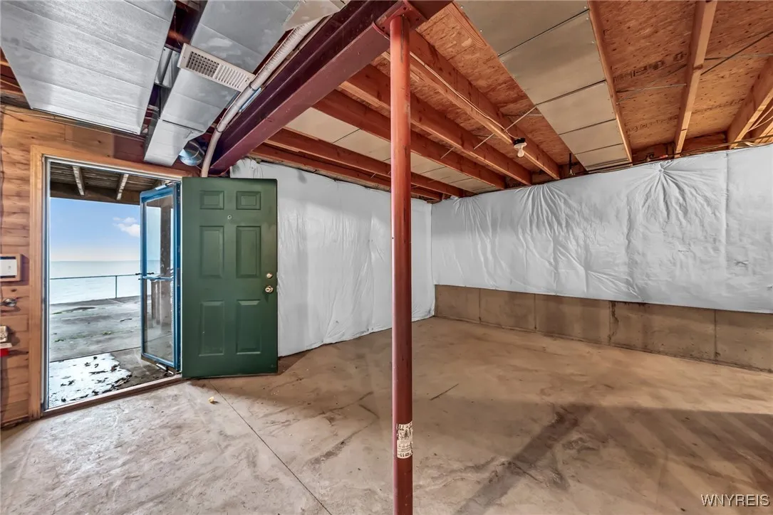 2330 Beachwood Drive, Hamburg, New York 14085, Hamburg, New York 14085, 3 Bedrooms Bedrooms, 7 Rooms Rooms,2 BathroomsBathrooms,Residential,Closed,2330 Beachwood Drive, Hamburg, New York 14085,0,B1557983