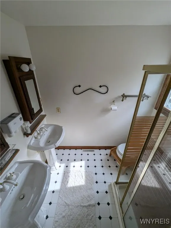 75 Main Street, West Seneca, New York 14224, West Seneca, New York 14224, 3 Bedrooms Bedrooms, 8 Rooms Rooms,2 BathroomsBathrooms,Residential,Closed,75 Main Street, West Seneca, New York 14224,0,B1558465