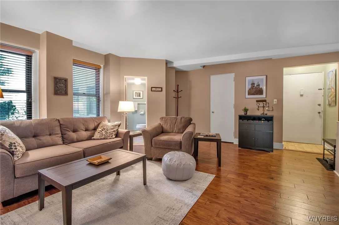 800 West Ferry Street 3aa, Buffalo, New York 14222, Buffalo, New York 14222, 1 Bedroom Bedrooms, 4 Rooms Rooms,1 BathroomBathrooms,Residential,Closed,800 West Ferry Street 3aa, Buffalo, New York 14222,0,B1559188