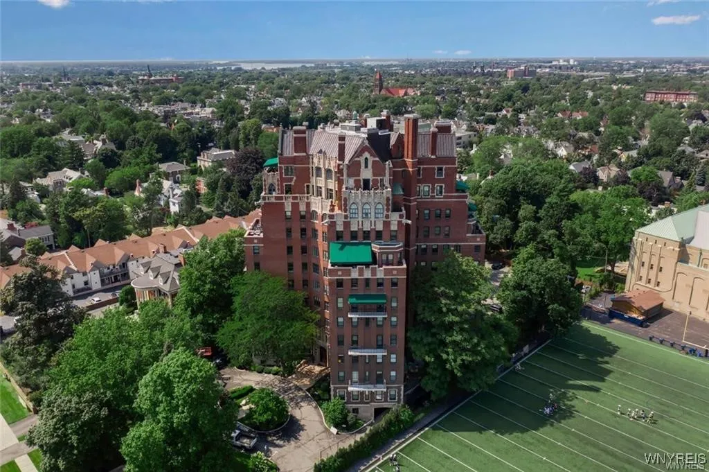 800 West Ferry Street 3aa, Buffalo, New York 14222, Buffalo, New York 14222, 1 Bedroom Bedrooms, 4 Rooms Rooms,1 BathroomBathrooms,Residential,Closed,800 West Ferry Street 3aa, Buffalo, New York 14222,0,B1559188