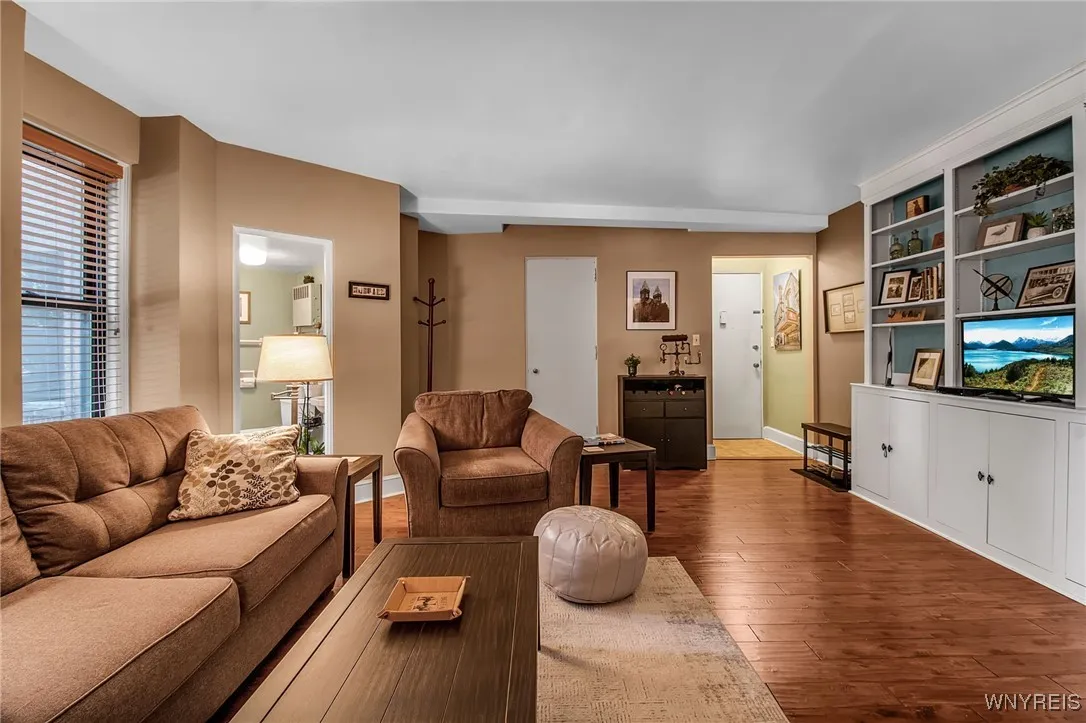 800 West Ferry Street 3aa, Buffalo, New York 14222, Buffalo, New York 14222, 1 Bedroom Bedrooms, 4 Rooms Rooms,1 BathroomBathrooms,Residential,Closed,800 West Ferry Street 3aa, Buffalo, New York 14222,0,B1559188