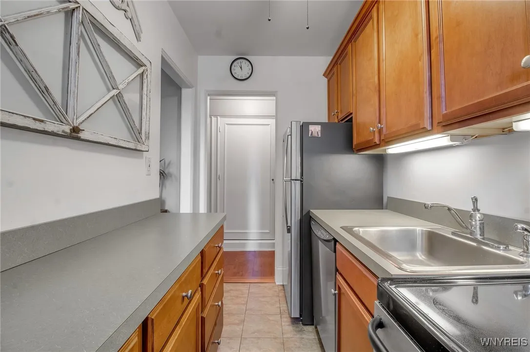 800 West Ferry Street 3aa, Buffalo, New York 14222, Buffalo, New York 14222, 1 Bedroom Bedrooms, 4 Rooms Rooms,1 BathroomBathrooms,Residential,Closed,800 West Ferry Street 3aa, Buffalo, New York 14222,0,B1559188