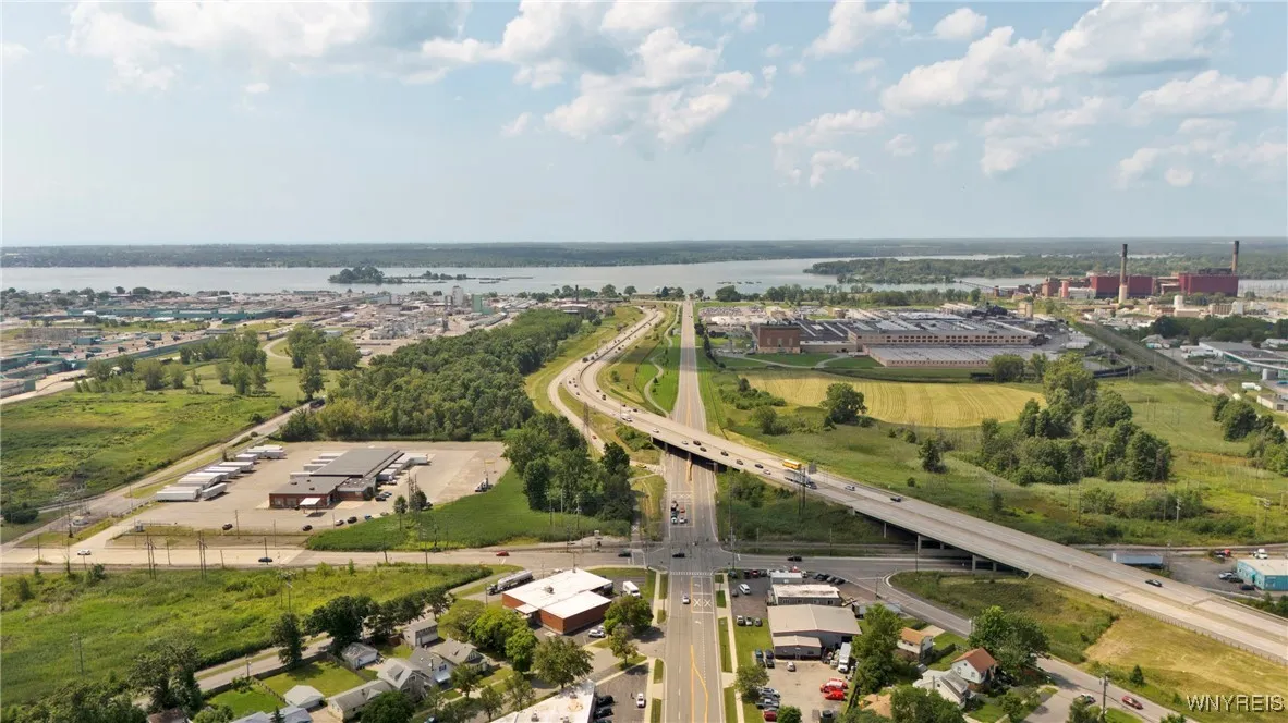 594 Sheridan Drive, Tonawanda-town, New York 14150, Tonawanda, New York 14150, ,Commercial Sale,Closed,594 Sheridan Drive, Tonawanda-town, New York 14150,0,B1559518