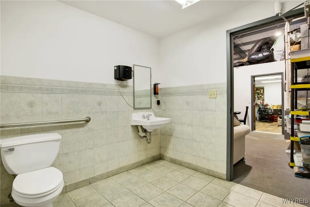 594 Sheridan Drive, Tonawanda-town, New York 14150, Tonawanda, New York 14150, ,Commercial Sale,Closed,594 Sheridan Drive, Tonawanda-town, New York 14150,0,B1559518