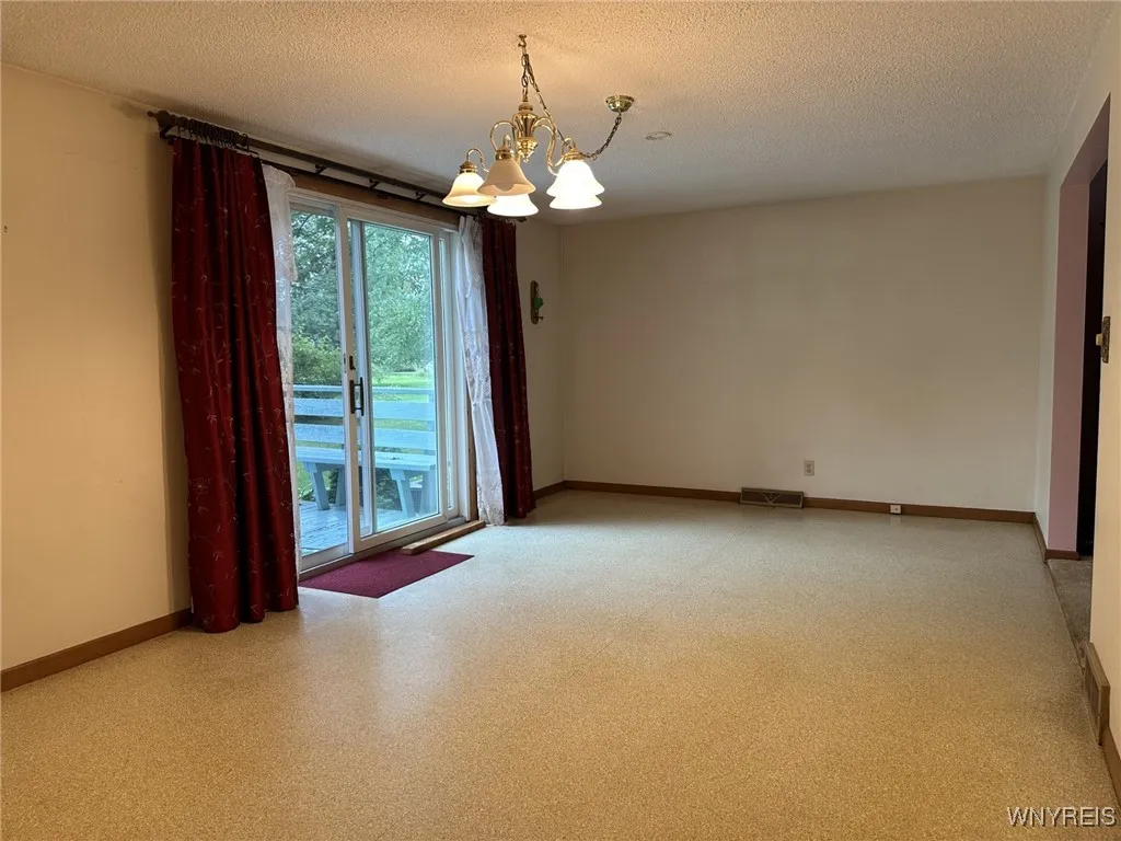 30 Puritan Place, Orchard Park, New York 14127, Orchard Park, New York 14127, 4 Bedrooms Bedrooms, 7 Rooms Rooms,1 BathroomBathrooms,Residential,Closed,30 Puritan Place, Orchard Park, New York 14127,0,B1560078