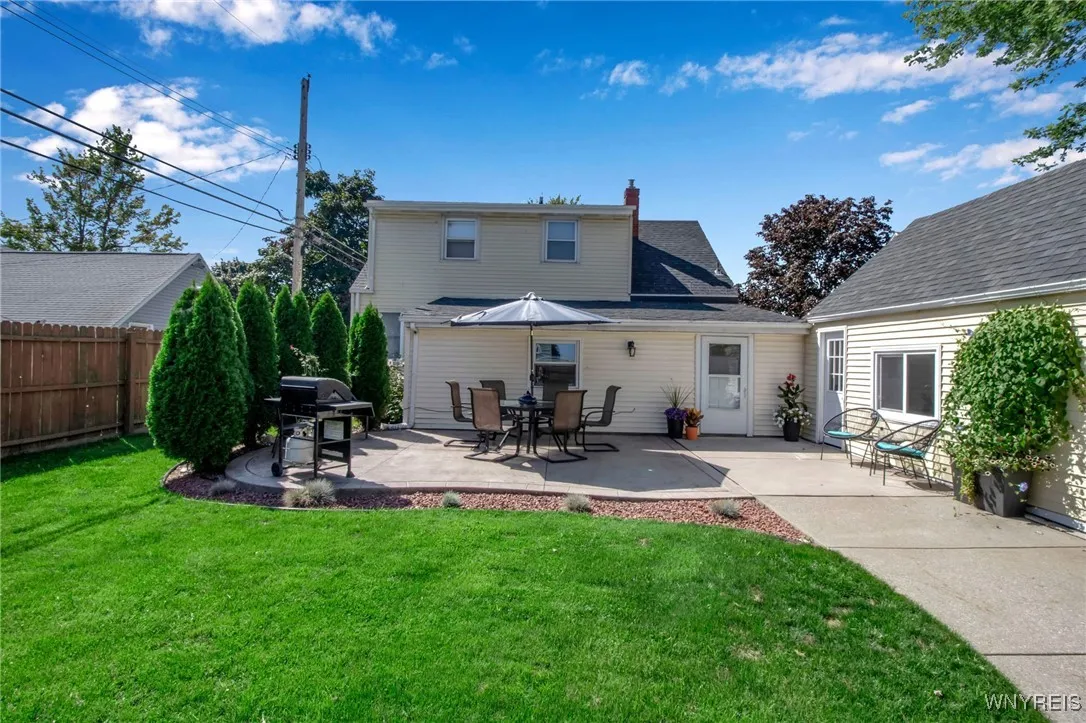 867 Parkhurst Boulevard, Tonawanda-town, New York, Tonawanda, New York 14150, 3 Bedrooms Bedrooms, 7 Rooms Rooms,2 BathroomsBathrooms,Residential,Closed,867 Parkhurst Boulevard, Tonawanda-town, New York ,0,B1559812