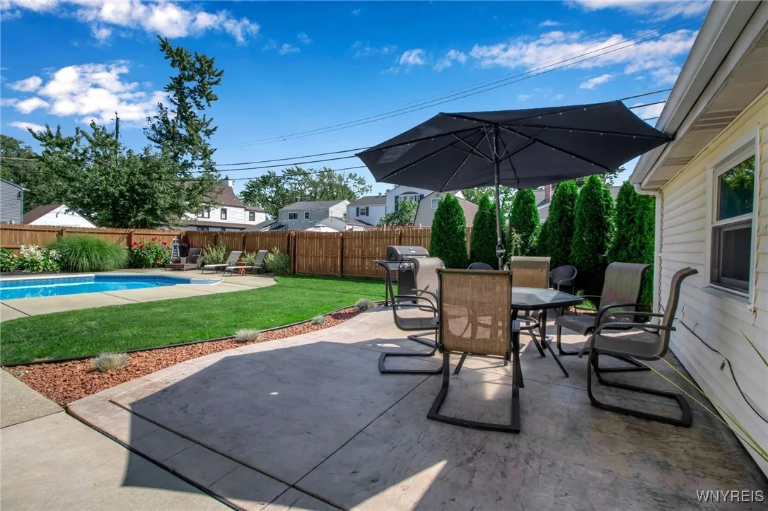 867 Parkhurst Boulevard, Tonawanda-town, New York, Tonawanda, New York 14150, 3 Bedrooms Bedrooms, 7 Rooms Rooms,2 BathroomsBathrooms,Residential,Closed,867 Parkhurst Boulevard, Tonawanda-town, New York ,0,B1559812