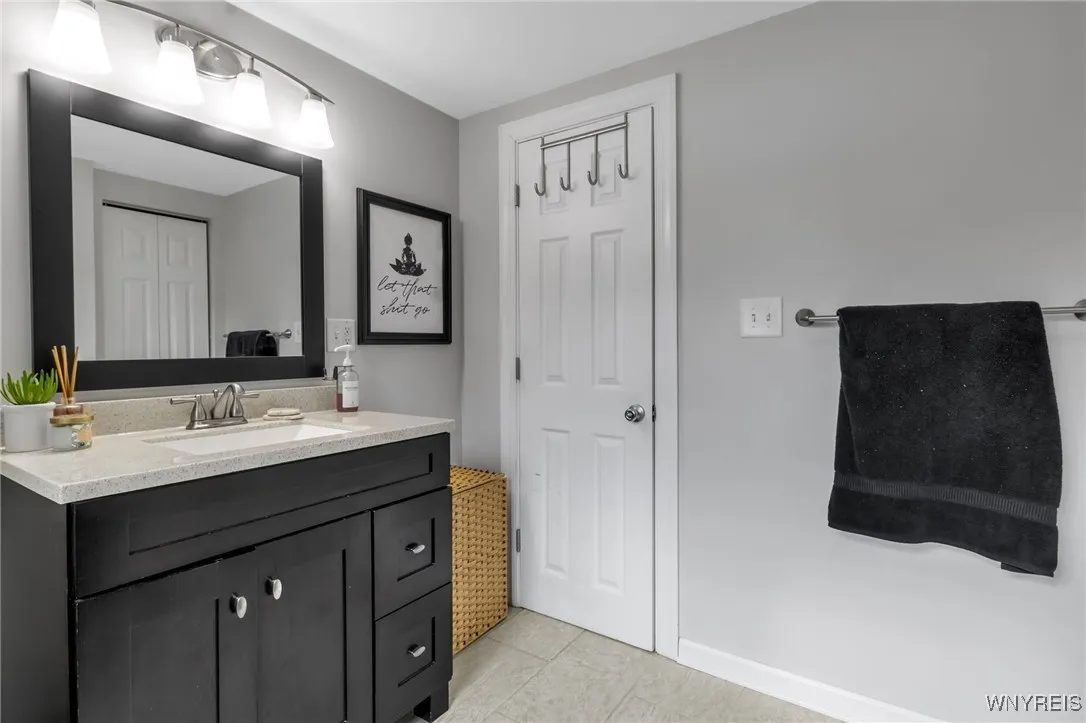 867 Parkhurst Boulevard, Tonawanda-town, New York, Tonawanda, New York 14150, 3 Bedrooms Bedrooms, 7 Rooms Rooms,2 BathroomsBathrooms,Residential,Closed,867 Parkhurst Boulevard, Tonawanda-town, New York ,0,B1559812