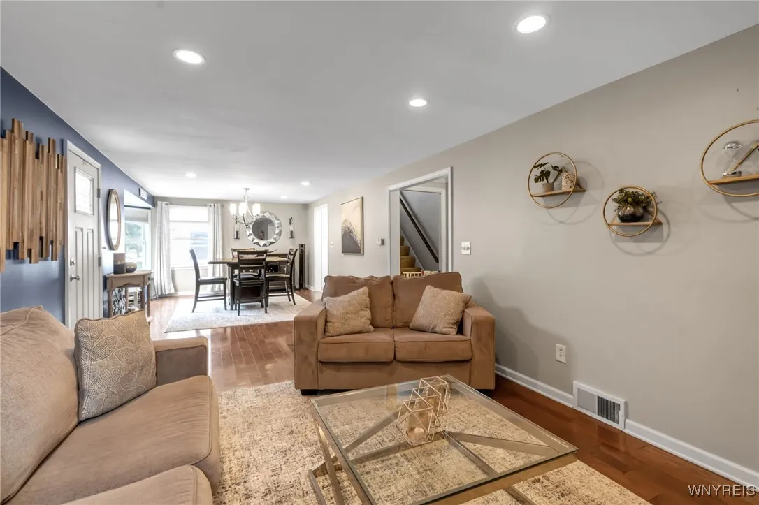 867 Parkhurst Boulevard, Tonawanda-town, New York, Tonawanda, New York 14150, 3 Bedrooms Bedrooms, 7 Rooms Rooms,2 BathroomsBathrooms,Residential,Closed,867 Parkhurst Boulevard, Tonawanda-town, New York ,0,B1559812
