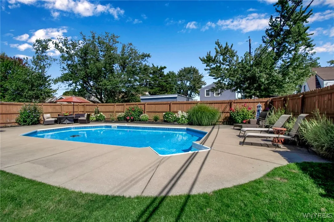 867 Parkhurst Boulevard, Tonawanda-town, New York, Tonawanda, New York 14150, 3 Bedrooms Bedrooms, 7 Rooms Rooms,2 BathroomsBathrooms,Residential,Closed,867 Parkhurst Boulevard, Tonawanda-town, New York ,0,B1559812
