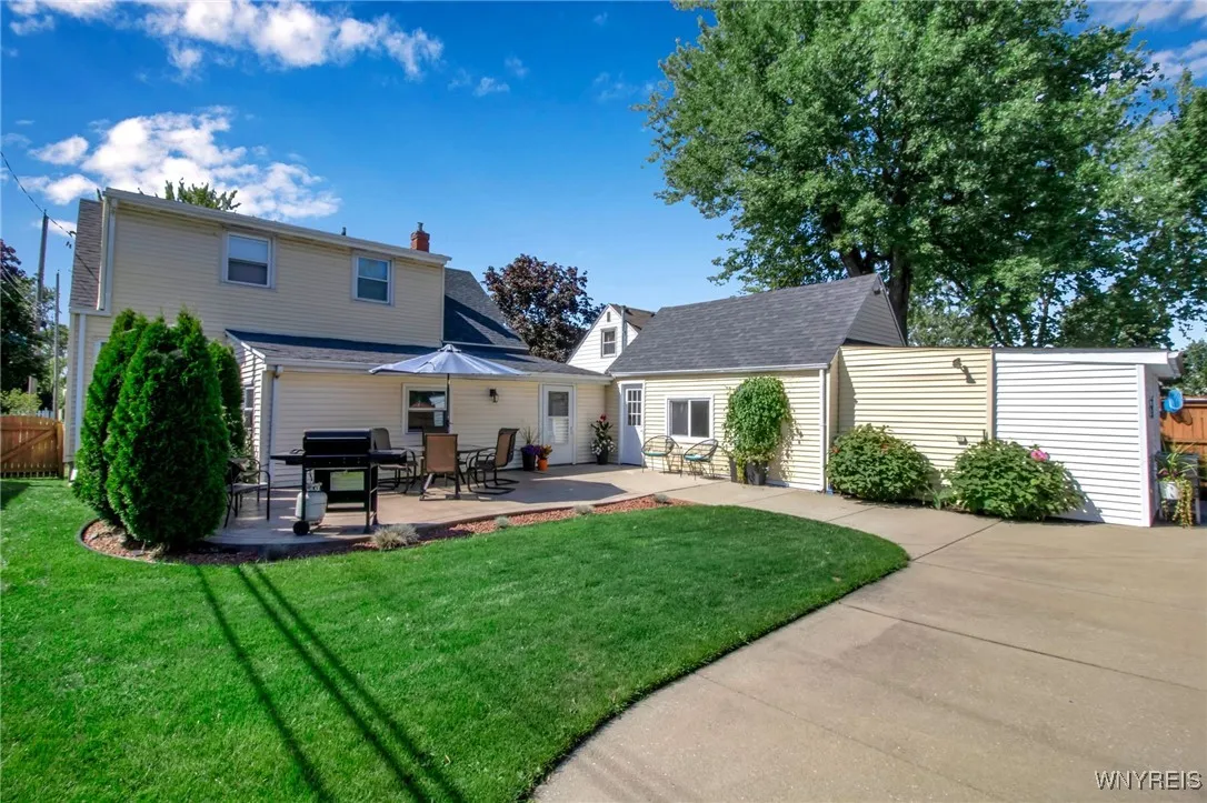 867 Parkhurst Boulevard, Tonawanda-town, New York, Tonawanda, New York 14150, 3 Bedrooms Bedrooms, 7 Rooms Rooms,2 BathroomsBathrooms,Residential,Closed,867 Parkhurst Boulevard, Tonawanda-town, New York ,0,B1559812