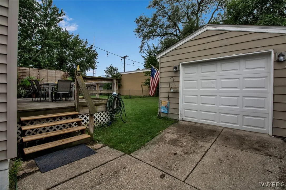 66 Eugene Avenue, Buffalo, New York 14216, Buffalo, New York 14216, 2 Bedrooms Bedrooms, 5 Rooms Rooms,1 BathroomBathrooms,Residential,Closed,66 Eugene Avenue, Buffalo, New York 14216,0,B1560124