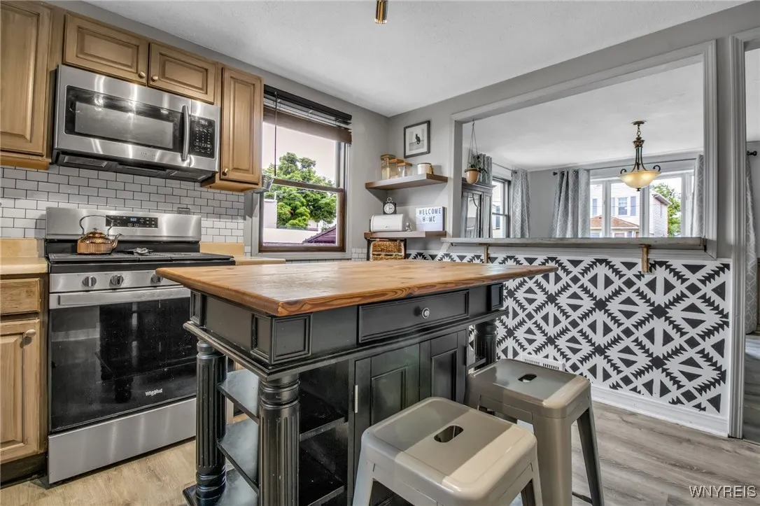 66 Eugene Avenue, Buffalo, New York 14216, Buffalo, New York 14216, 2 Bedrooms Bedrooms, 5 Rooms Rooms,1 BathroomBathrooms,Residential,Closed,66 Eugene Avenue, Buffalo, New York 14216,0,B1560124