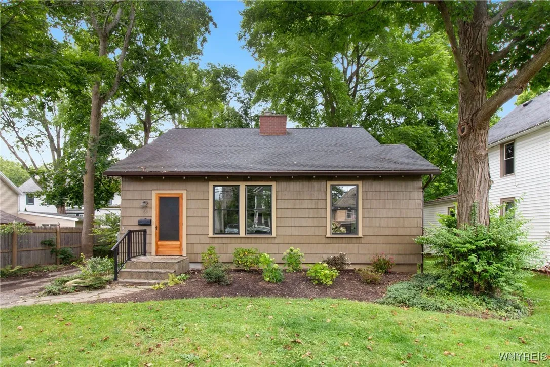 65 Paine Street, Aurora, New York 14052, Aurora, New York 14052, 3 Bedrooms Bedrooms, 7 Rooms Rooms,1 BathroomBathrooms,Residential,Closed,65 Paine Street, Aurora, New York 14052,0,B1560107