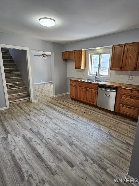 130 Bird Avenue, Buffalo, New York 14213, Buffalo, New York 14213, 5 Bedrooms Bedrooms, 8 Rooms Rooms,1 BathroomBathrooms,Residential,Closed,130 Bird Avenue, Buffalo, New York 14213,0,B1559333