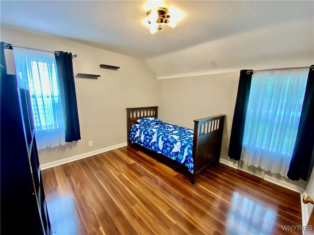 4937 Chapman Pkwy, Hamburg, New York 14075, Hamburg, New York 14075, 3 Bedrooms Bedrooms, 6 Rooms Rooms,2 BathroomsBathrooms,Residential,Closed,4937 Chapman Pkwy, Hamburg, New York 14075,0,B1560096