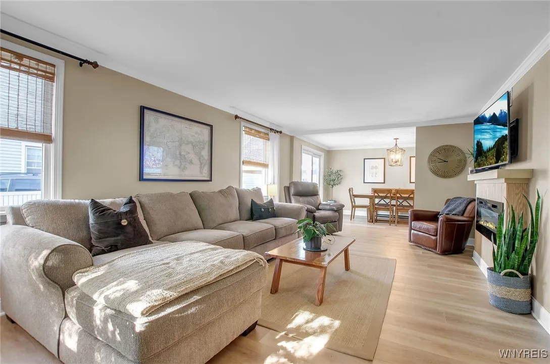 185 Green Street, Aurora, New York 14052, Aurora, New York 14052, 3 Bedrooms Bedrooms, 7 Rooms Rooms,2 BathroomsBathrooms,Residential,Closed,185 Green Street, Aurora, New York 14052,0,B1560272