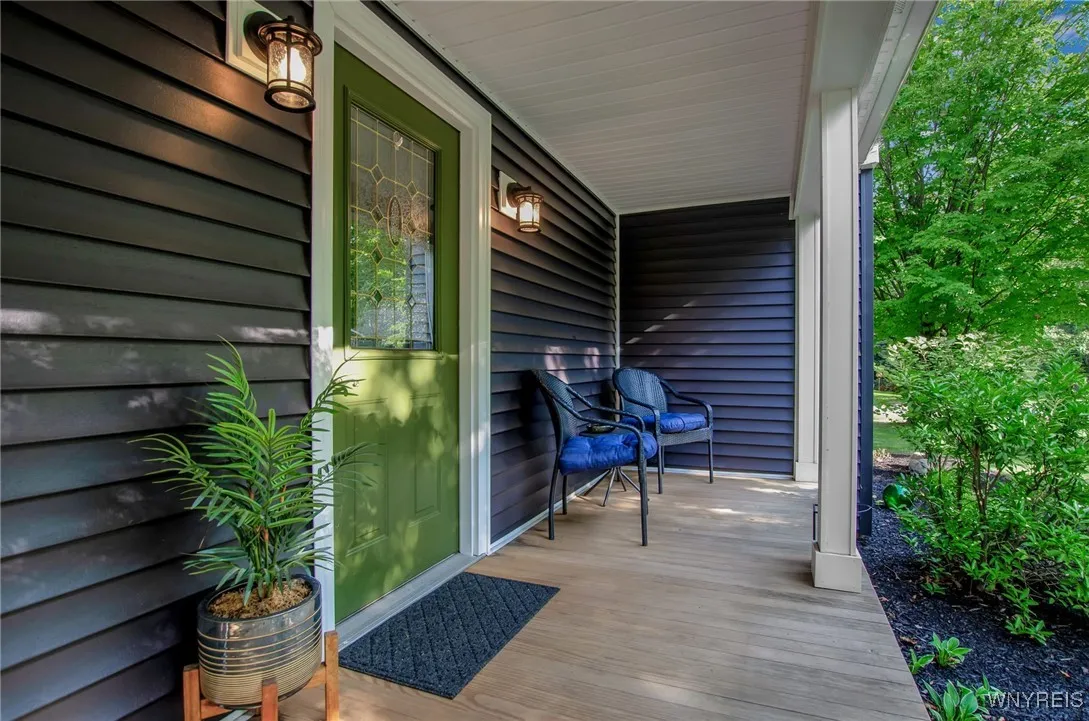 185 Green Street, Aurora, New York 14052, Aurora, New York 14052, 3 Bedrooms Bedrooms, 7 Rooms Rooms,2 BathroomsBathrooms,Residential,Closed,185 Green Street, Aurora, New York 14052,0,B1560272