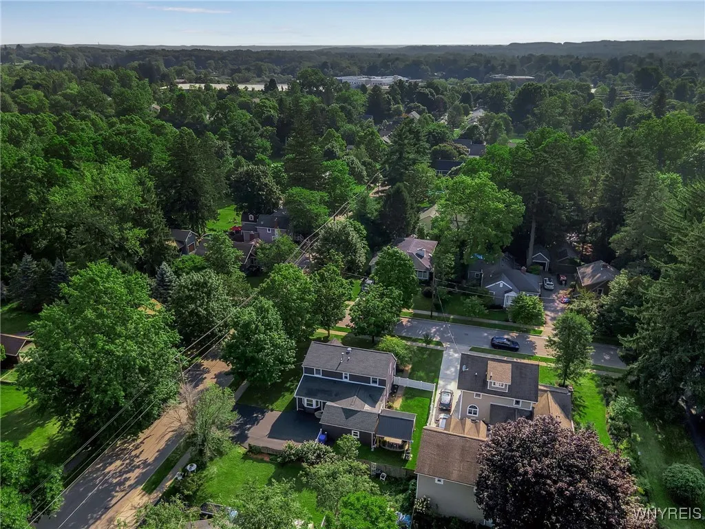 185 Green Street, Aurora, New York 14052, Aurora, New York 14052, 3 Bedrooms Bedrooms, 7 Rooms Rooms,2 BathroomsBathrooms,Residential,Closed,185 Green Street, Aurora, New York 14052,0,B1560272