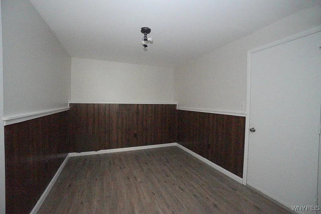 4031 Towers Place, Hamburg, New York 14075, Hamburg, New York 14075, 3 Bedrooms Bedrooms, 10 Rooms Rooms,2 BathroomsBathrooms,Residential,Closed,4031 Towers Place, Hamburg, New York 14075,0,B1560416