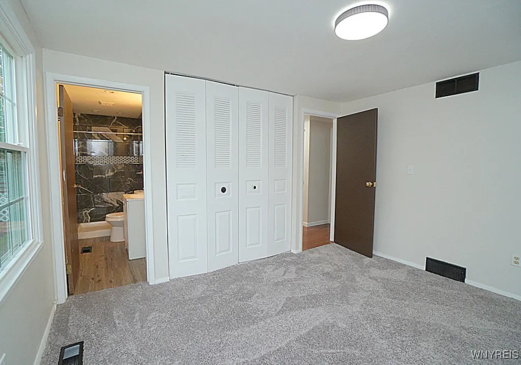 4031 Towers Place, Hamburg, New York 14075, Hamburg, New York 14075, 3 Bedrooms Bedrooms, 10 Rooms Rooms,2 BathroomsBathrooms,Residential,Closed,4031 Towers Place, Hamburg, New York 14075,0,B1560416