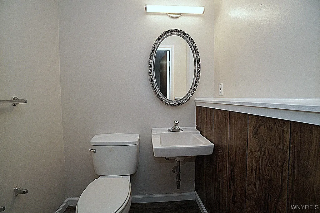 4031 Towers Place, Hamburg, New York 14075, Hamburg, New York 14075, 3 Bedrooms Bedrooms, 10 Rooms Rooms,2 BathroomsBathrooms,Residential,Closed,4031 Towers Place, Hamburg, New York 14075,0,B1560416