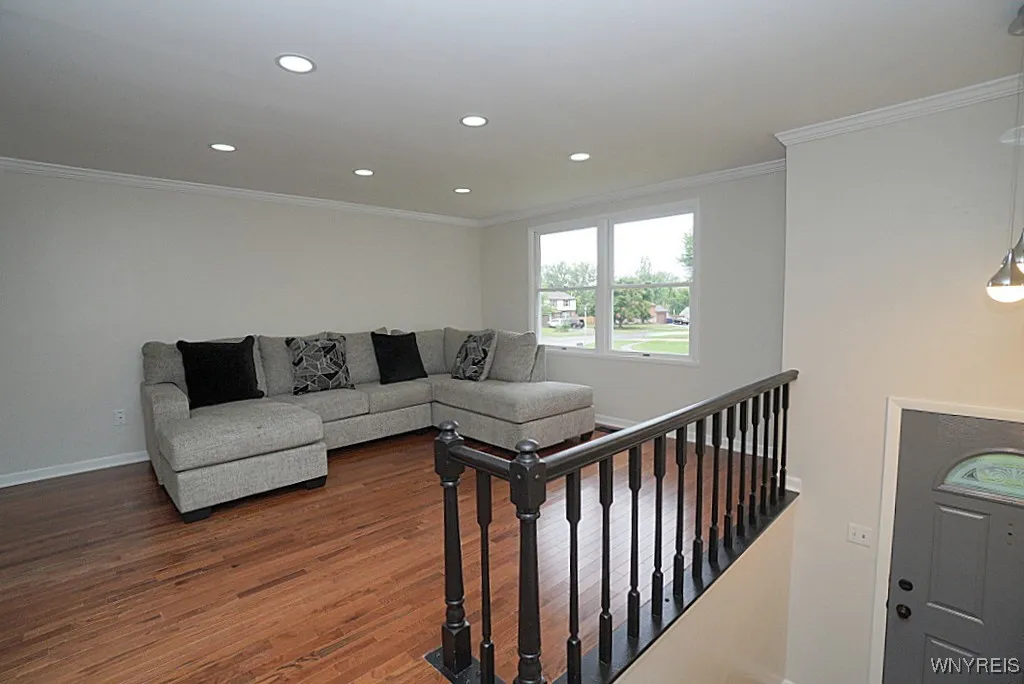 4031 Towers Place, Hamburg, New York 14075, Hamburg, New York 14075, 3 Bedrooms Bedrooms, 10 Rooms Rooms,2 BathroomsBathrooms,Residential,Closed,4031 Towers Place, Hamburg, New York 14075,0,B1560416