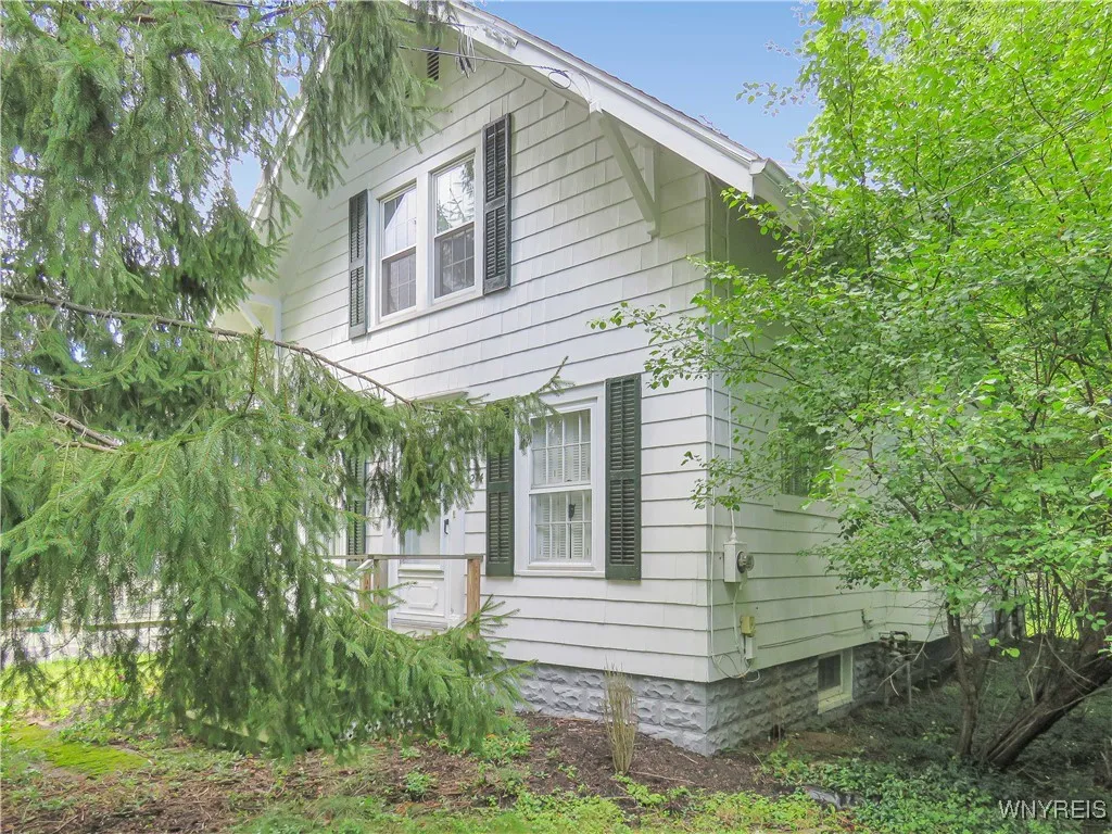274 North Street, Aurora, New York 14052, Aurora, New York 14052, 3 Bedrooms Bedrooms, 7 Rooms Rooms,2 BathroomsBathrooms,Residential,Closed,274 North Street, Aurora, New York 14052,0,B1560522