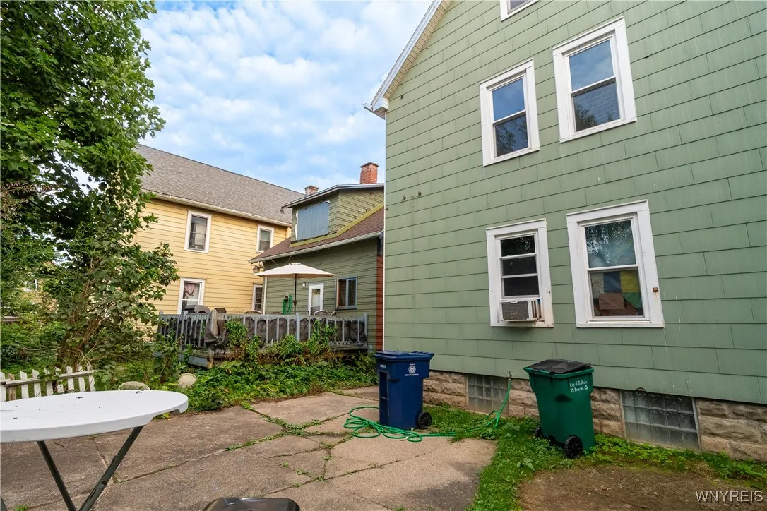 128 Crowley Avenue, Buffalo, New York 14207, Buffalo, New York 14207, 4 Bedrooms Bedrooms, ,2 BathroomsBathrooms,Residential,Closed,128 Crowley Avenue, Buffalo, New York 14207,0,B1560616