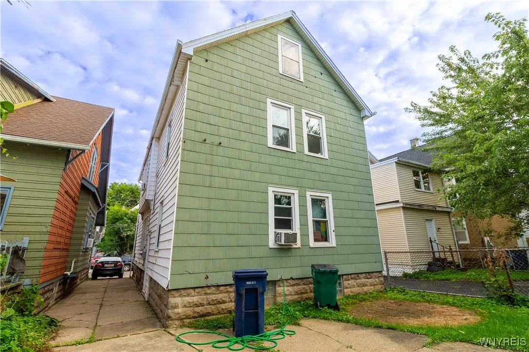 128 Crowley Avenue, Buffalo, New York 14207, Buffalo, New York 14207, 4 Bedrooms Bedrooms, ,2 BathroomsBathrooms,Residential,Closed,128 Crowley Avenue, Buffalo, New York 14207,0,B1560616