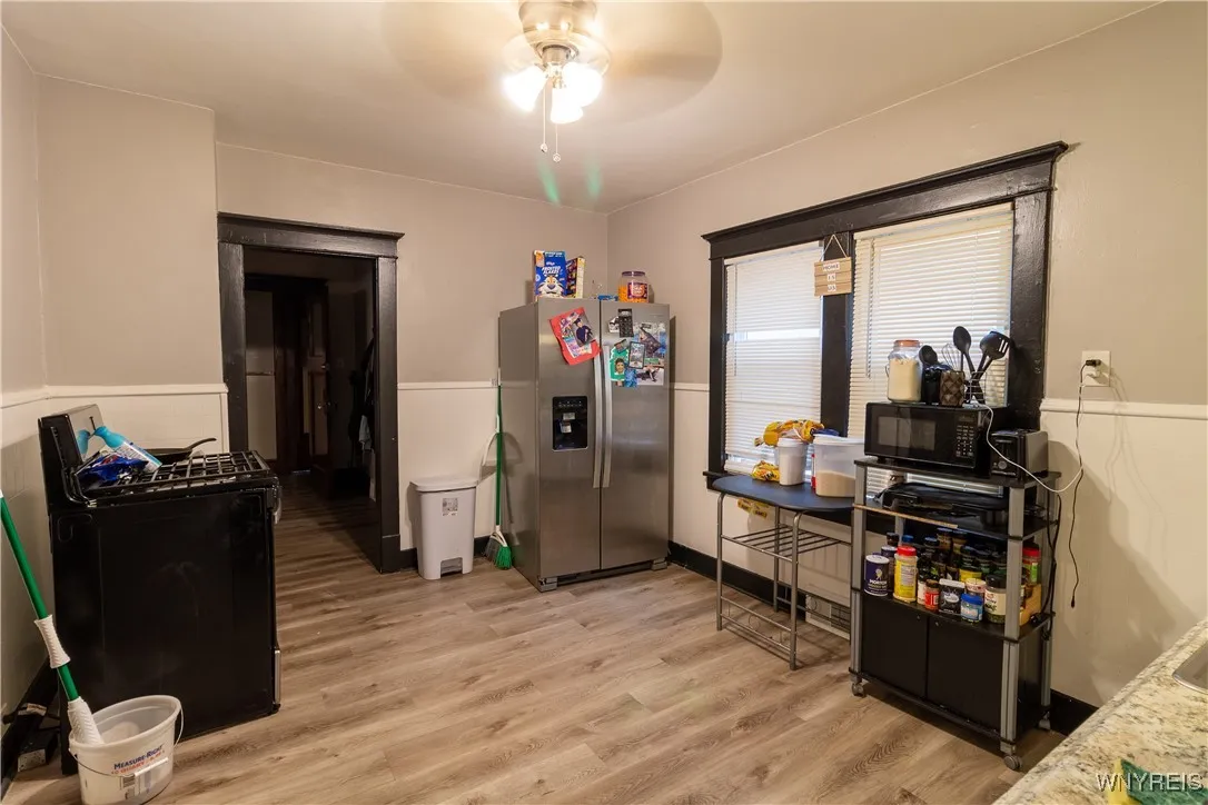 128 Crowley Avenue, Buffalo, New York 14207, Buffalo, New York 14207, 4 Bedrooms Bedrooms, ,2 BathroomsBathrooms,Residential,Closed,128 Crowley Avenue, Buffalo, New York 14207,0,B1560616
