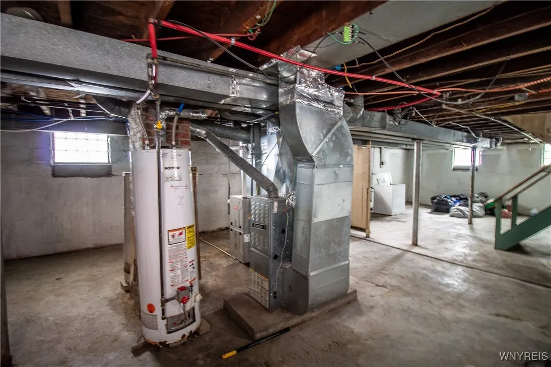 128 Crowley Avenue, Buffalo, New York 14207, Buffalo, New York 14207, 4 Bedrooms Bedrooms, ,2 BathroomsBathrooms,Residential,Closed,128 Crowley Avenue, Buffalo, New York 14207,0,B1560616
