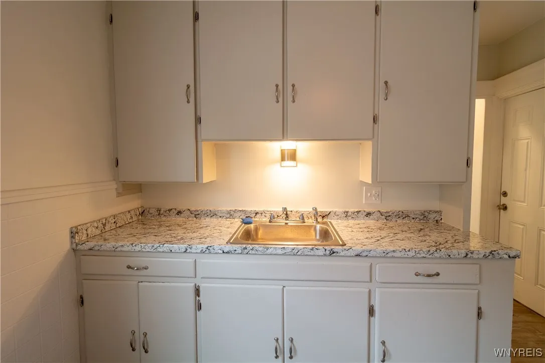 128 Crowley Avenue, Buffalo, New York 14207, Buffalo, New York 14207, 4 Bedrooms Bedrooms, ,2 BathroomsBathrooms,Residential,Closed,128 Crowley Avenue, Buffalo, New York 14207,0,B1560616