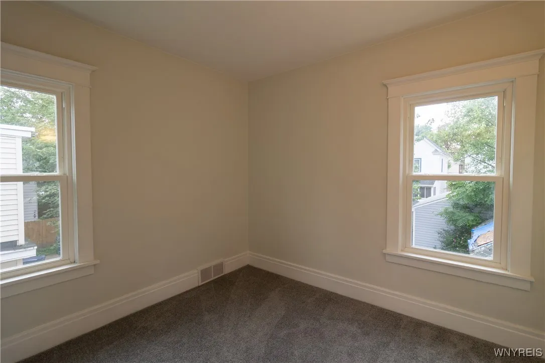 128 Crowley Avenue, Buffalo, New York 14207, Buffalo, New York 14207, 4 Bedrooms Bedrooms, ,2 BathroomsBathrooms,Residential,Closed,128 Crowley Avenue, Buffalo, New York 14207,0,B1560616