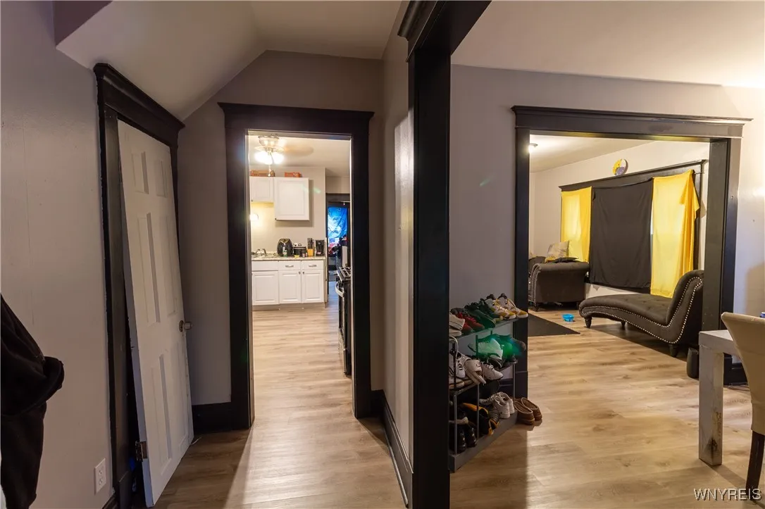 128 Crowley Avenue, Buffalo, New York 14207, Buffalo, New York 14207, 4 Bedrooms Bedrooms, ,2 BathroomsBathrooms,Residential,Closed,128 Crowley Avenue, Buffalo, New York 14207,0,B1560616