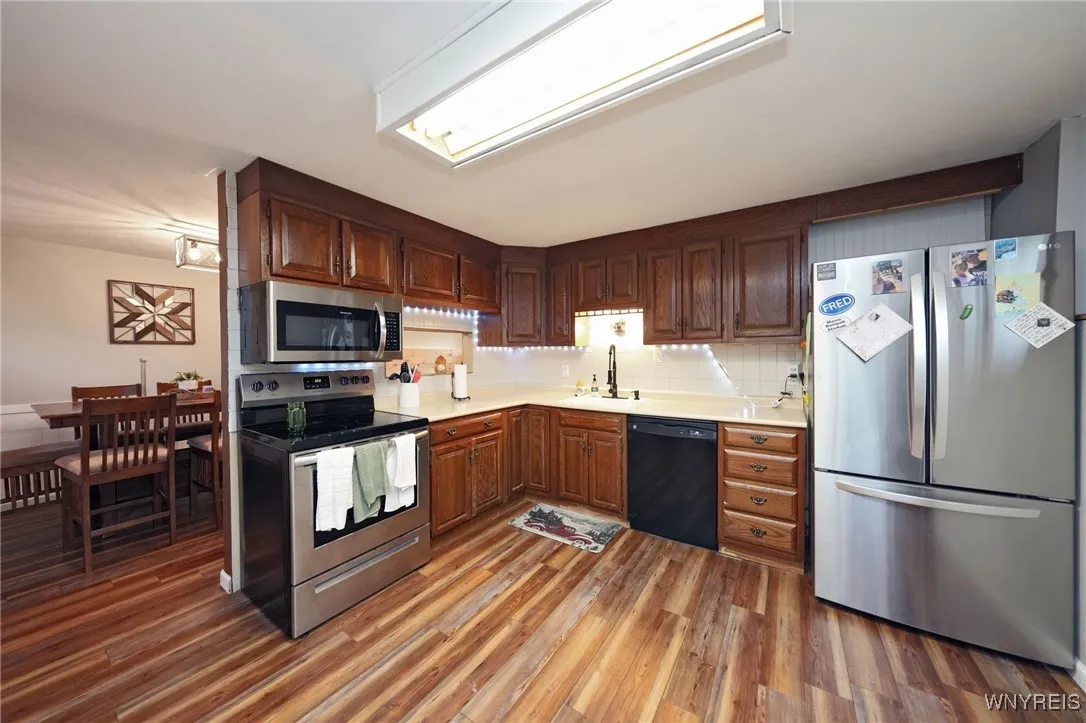 3846 Lynn Drive, Hamburg, New York 14127, Hamburg, New York 14127, 3 Bedrooms Bedrooms, 8 Rooms Rooms,1 BathroomBathrooms,Residential,Closed,3846 Lynn Drive, Hamburg, New York 14127,0,B1560467