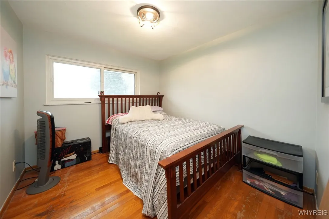 3846 Lynn Drive, Hamburg, New York 14127, Hamburg, New York 14127, 3 Bedrooms Bedrooms, 8 Rooms Rooms,1 BathroomBathrooms,Residential,Closed,3846 Lynn Drive, Hamburg, New York 14127,0,B1560467