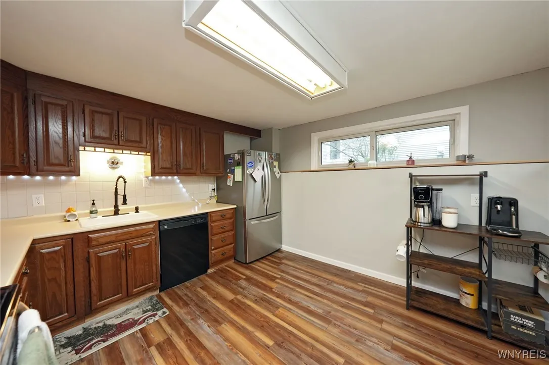 3846 Lynn Drive, Hamburg, New York 14127, Hamburg, New York 14127, 3 Bedrooms Bedrooms, 8 Rooms Rooms,1 BathroomBathrooms,Residential,Closed,3846 Lynn Drive, Hamburg, New York 14127,0,B1560467