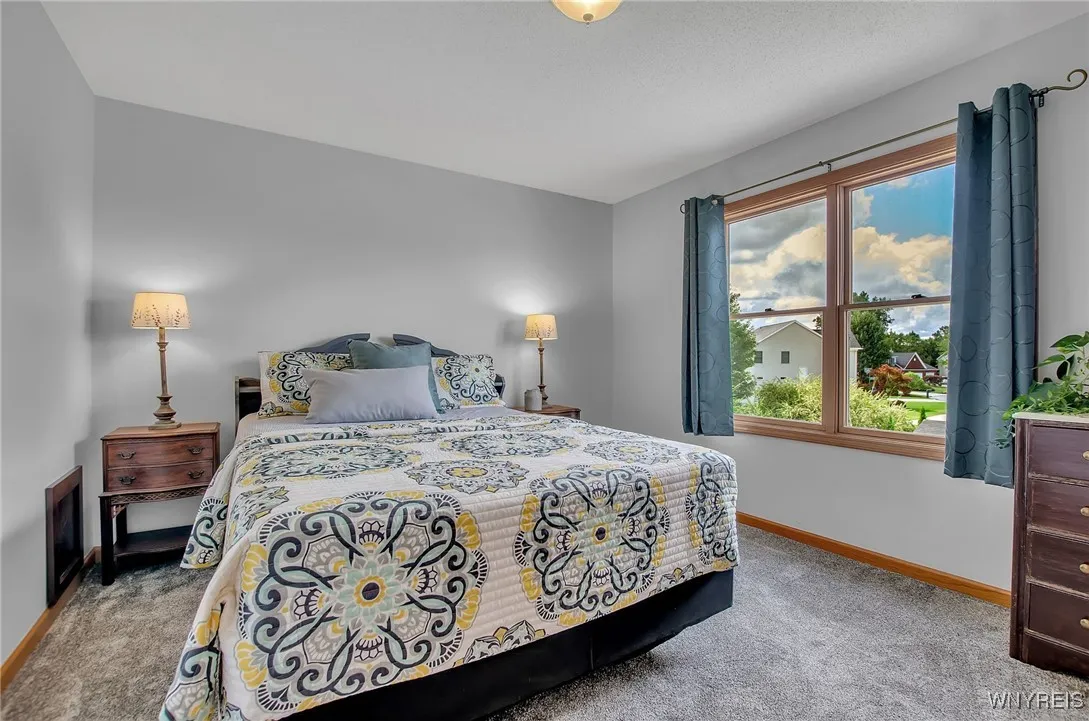 9297 Via Cimato Drive, Clarence, New York 14032, Clarence, New York 14032, 4 Bedrooms Bedrooms, 8 Rooms Rooms,2 BathroomsBathrooms,Residential,Closed,9297 Via Cimato Drive, Clarence, New York 14032,0,B1560612