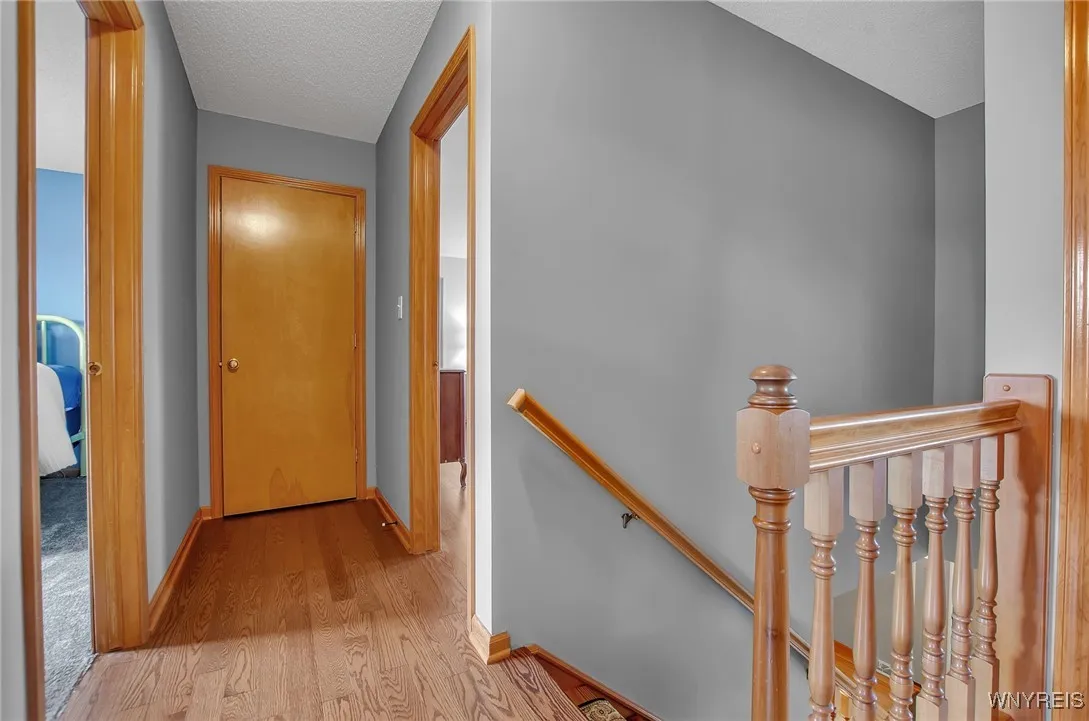 9297 Via Cimato Drive, Clarence, New York 14032, Clarence, New York 14032, 4 Bedrooms Bedrooms, 8 Rooms Rooms,2 BathroomsBathrooms,Residential,Closed,9297 Via Cimato Drive, Clarence, New York 14032,0,B1560612
