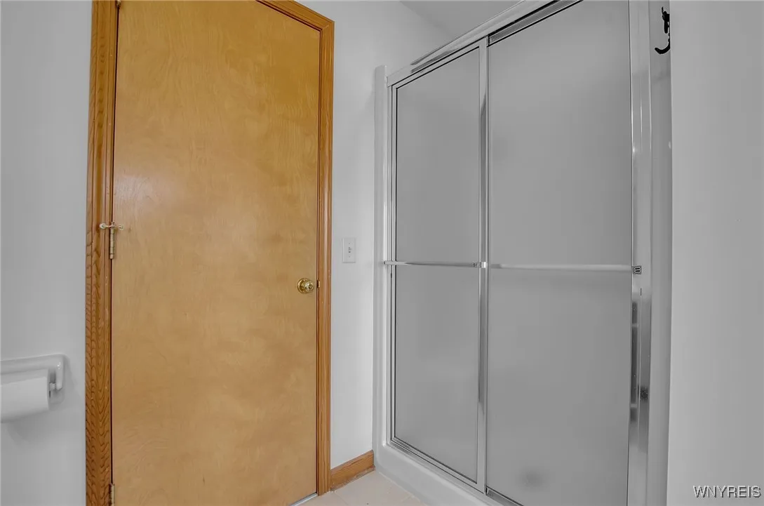 9297 Via Cimato Drive, Clarence, New York 14032, Clarence, New York 14032, 4 Bedrooms Bedrooms, 8 Rooms Rooms,2 BathroomsBathrooms,Residential,Closed,9297 Via Cimato Drive, Clarence, New York 14032,0,B1560612