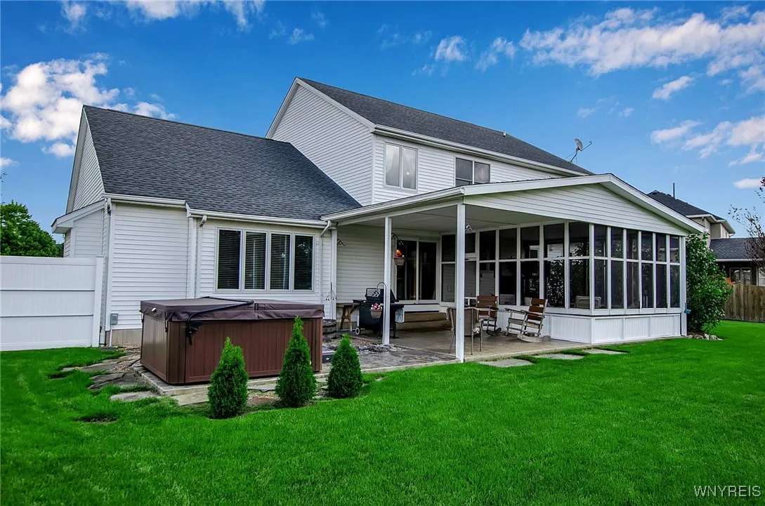 9297 Via Cimato Drive, Clarence, New York 14032, Clarence, New York 14032, 4 Bedrooms Bedrooms, 8 Rooms Rooms,2 BathroomsBathrooms,Residential,Closed,9297 Via Cimato Drive, Clarence, New York 14032,0,B1560612