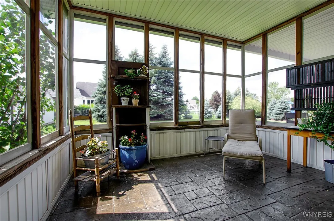 9297 Via Cimato Drive, Clarence, New York 14032, Clarence, New York 14032, 4 Bedrooms Bedrooms, 8 Rooms Rooms,2 BathroomsBathrooms,Residential,Closed,9297 Via Cimato Drive, Clarence, New York 14032,0,B1560612