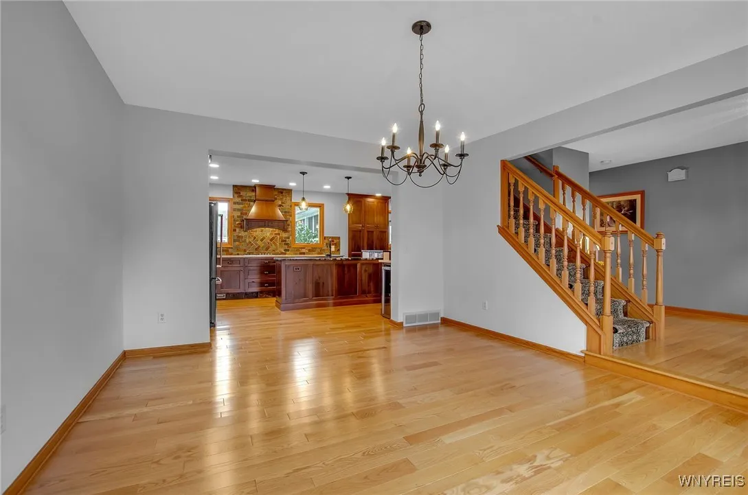 9297 Via Cimato Drive, Clarence, New York 14032, Clarence, New York 14032, 4 Bedrooms Bedrooms, 8 Rooms Rooms,2 BathroomsBathrooms,Residential,Closed,9297 Via Cimato Drive, Clarence, New York 14032,0,B1560612