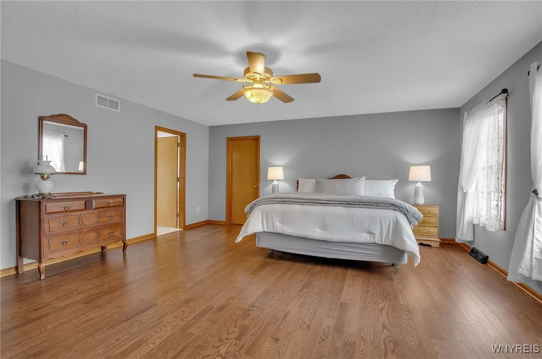 9297 Via Cimato Drive, Clarence, New York 14032, Clarence, New York 14032, 4 Bedrooms Bedrooms, 8 Rooms Rooms,2 BathroomsBathrooms,Residential,Closed,9297 Via Cimato Drive, Clarence, New York 14032,0,B1560612