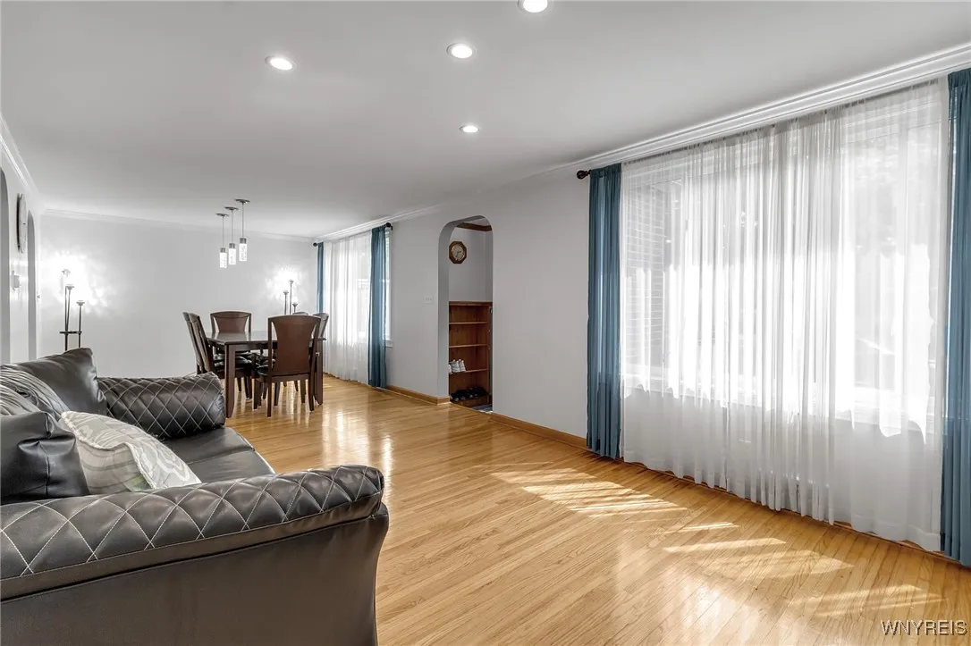 626 Highland Avenue, Tonawanda-town, New York 1422, Tonawanda, New York 14223, 3 Bedrooms Bedrooms, 6 Rooms Rooms,1 BathroomBathrooms,Residential,Closed,626 Highland Avenue, Tonawanda-town, New York 1422,0,B1560916