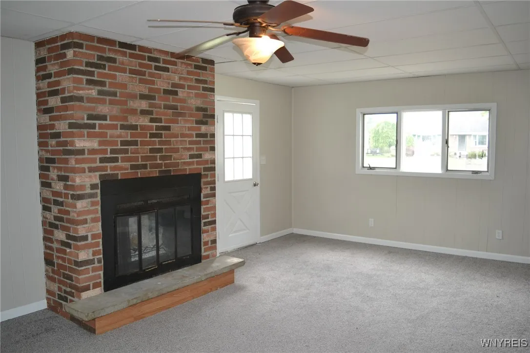 213 Carriage Park, West Seneca, New York 14224, West Seneca, New York 14224, 3 Bedrooms Bedrooms, 6 Rooms Rooms,1 BathroomBathrooms,Residential,Closed,213 Carriage Park, West Seneca, New York 14224,0,B1560986